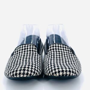 pluggz grounding shoes